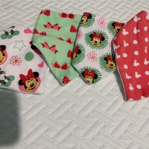 Disney Kids bib set - Red, Green, White, Pink